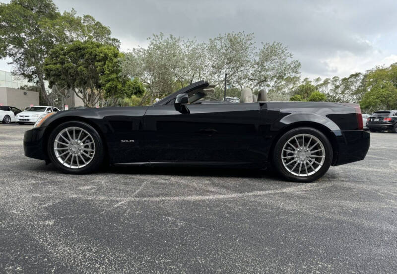2005 Cadillac XLR