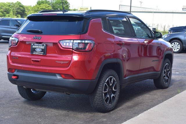 2025 Jeep Compass Trailhawk
