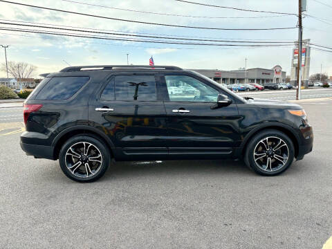 2014 Ford Explorer Sport