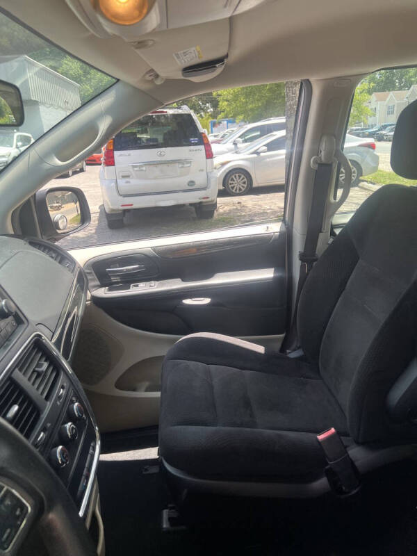 2015 Dodge Grand Caravan American Value Package