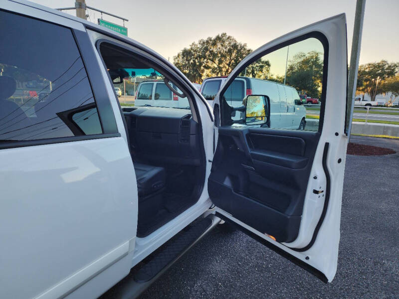 2011 Nissan Titan SL