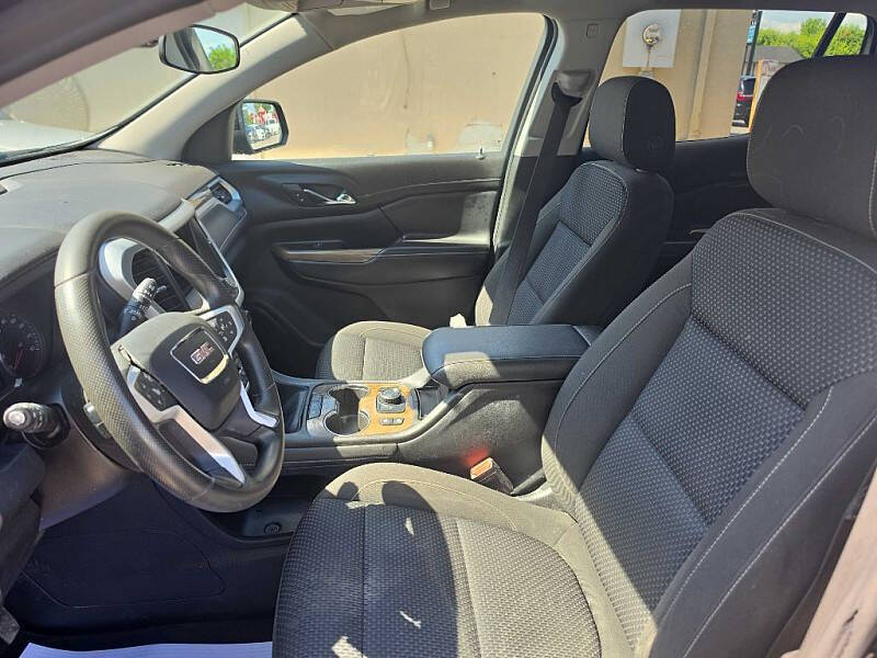 2023 GMC Acadia