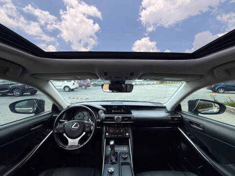 2017 Lexus IS 300
