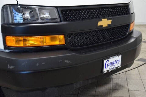 2025 Chevrolet Express 2500