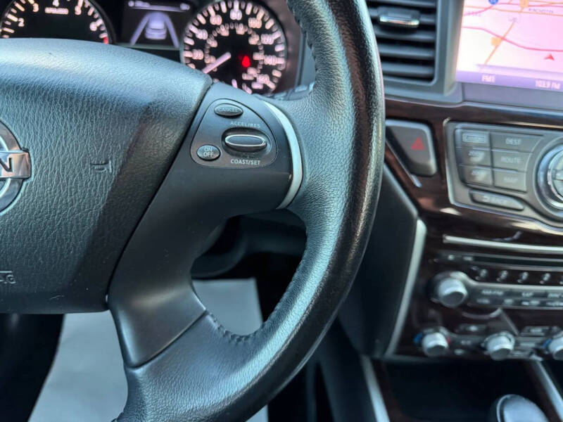 2014 Nissan Pathfinder Platinum