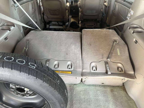 2004 Toyota Sienna
