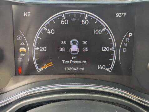 2019 Jeep Grand Cherokee Laredo E