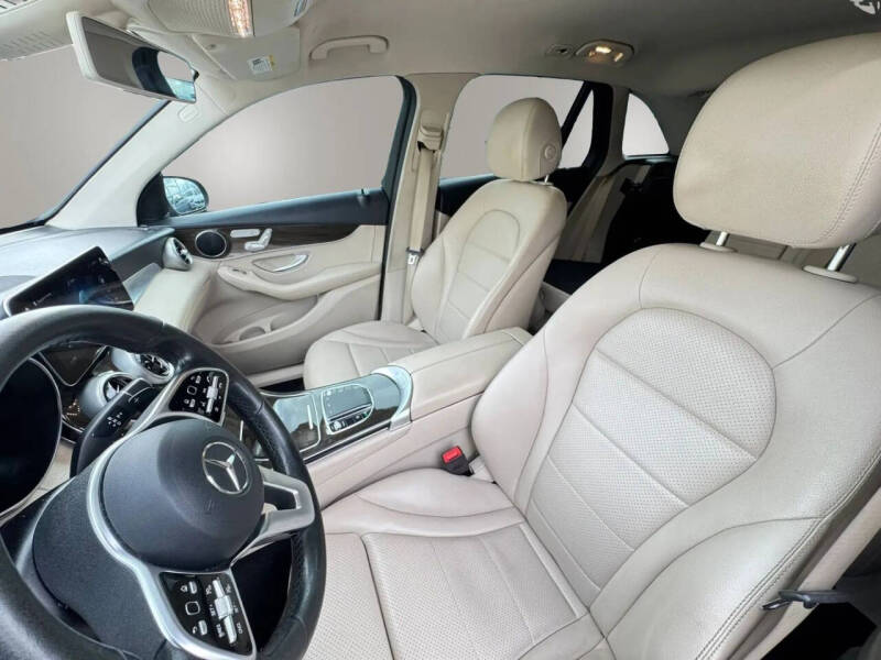 2020 Mercedes-Benz GLC GLC 300