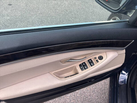 2012 BMW 5 Series 528i xDrive