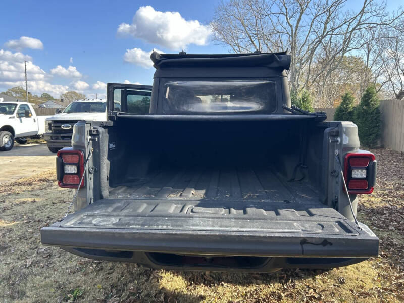 2020 Jeep Gladiator Sport Altitude