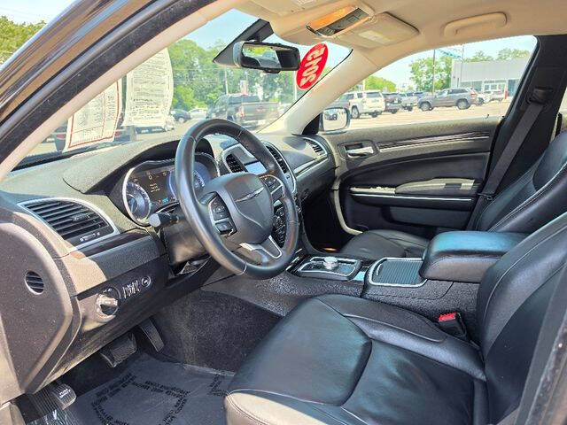 2015 Chrysler 300 Limited