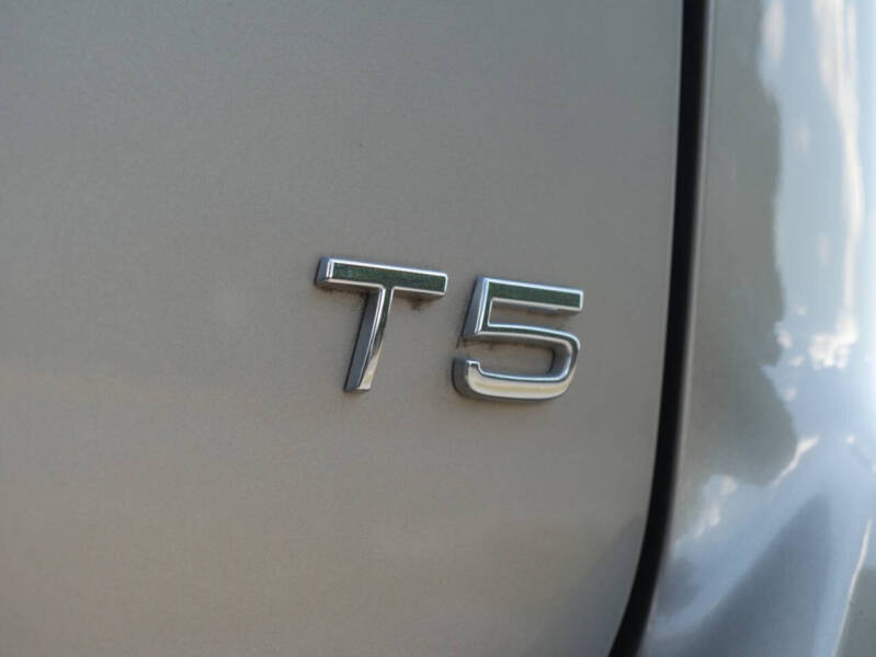 2015 Volvo XC60 T5 Drive-E Premier