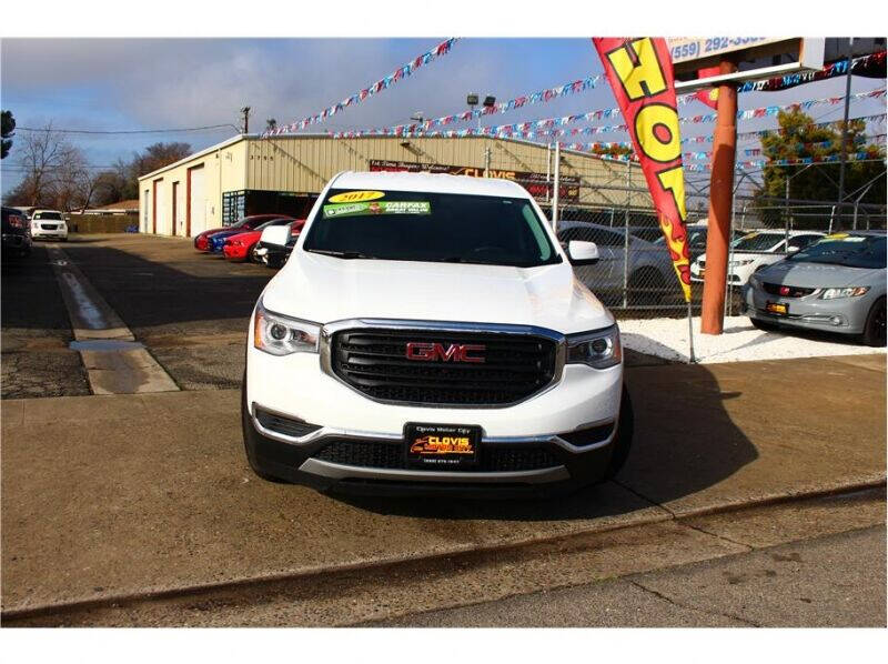 2017 GMC Acadia SLE-1