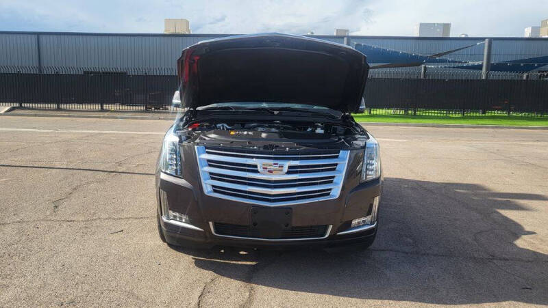 2018 Cadillac Escalade Platinum