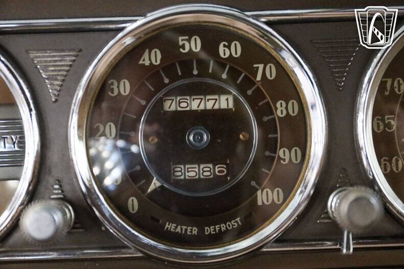 1938 Packard Super Eight