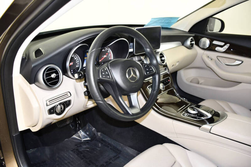 2016 Mercedes-Benz C-Class