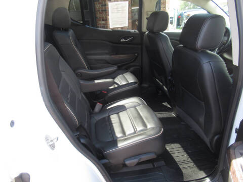 2022 GMC Acadia Denali