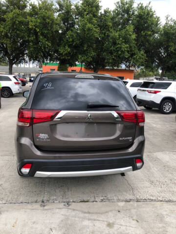 2016 Mitsubishi Outlander SE