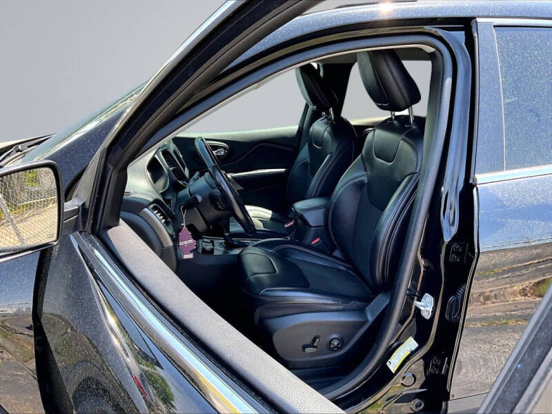 2019 Jeep Cherokee
