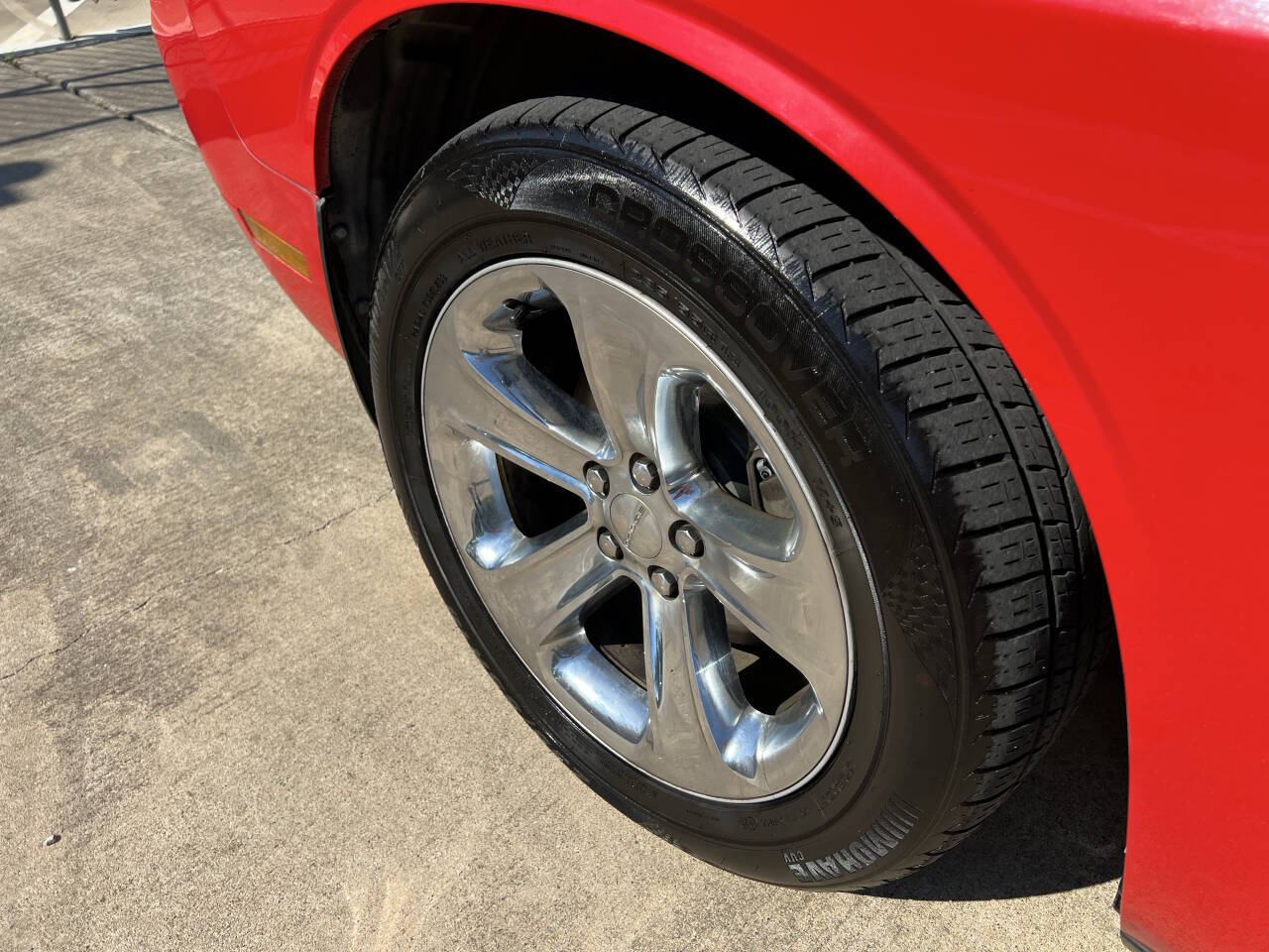 Used Car 2014 Dodge Challenger  Sxt 2dr Coupe For Sale Under $15,000 In Austin, Texas