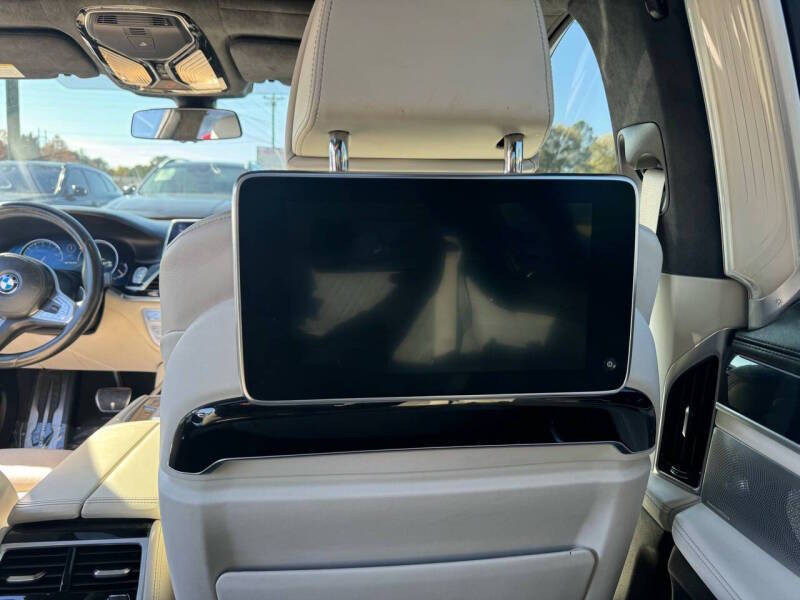 2017 BMW 7 Series M760i xDrive