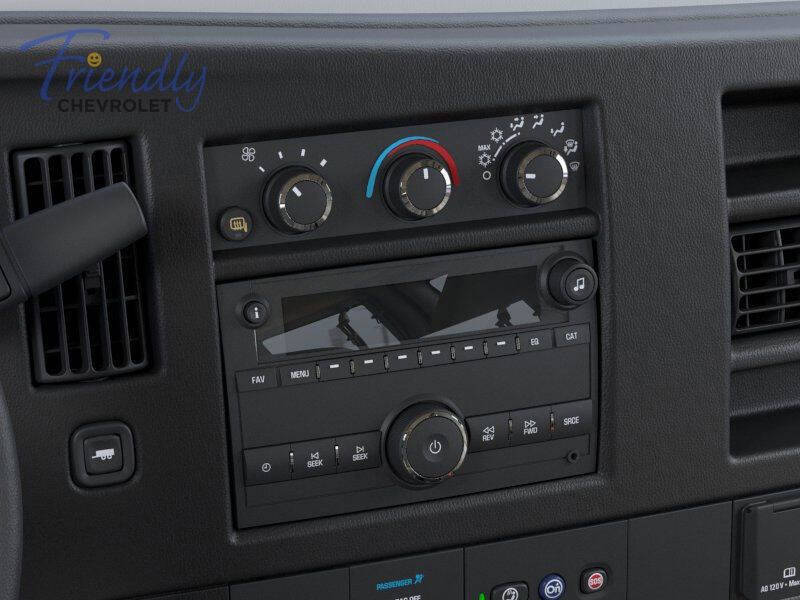 2025 Chevrolet Express 3500