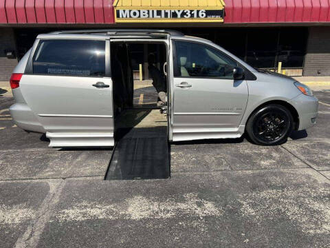 2004 Toyota Sienna