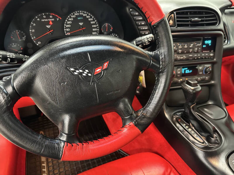 2004 Chevrolet Corvette