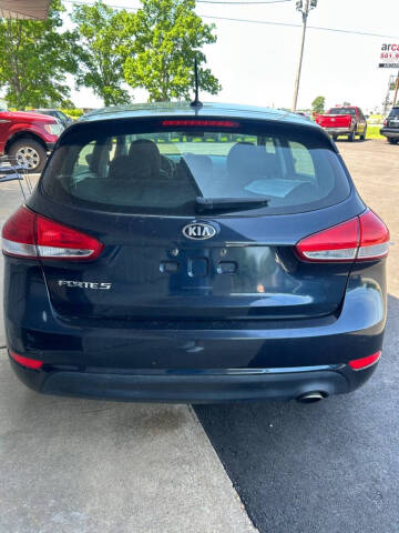 2017 Kia Forte5 LX