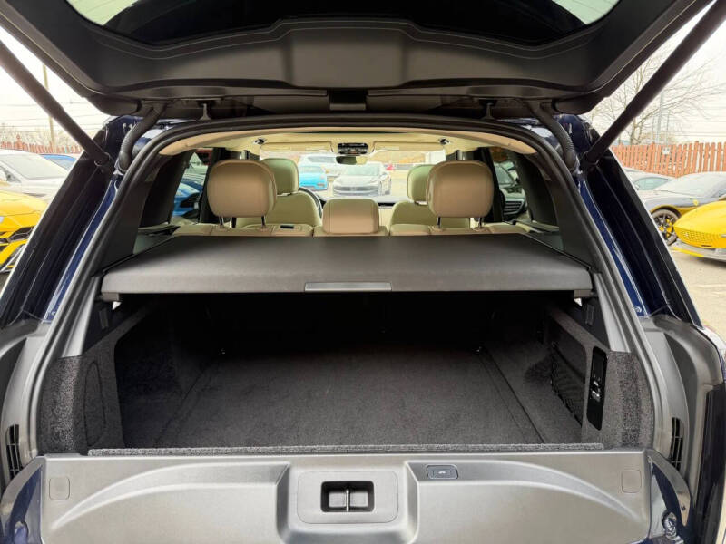 2023 Land Rover Range Rover P400 SE