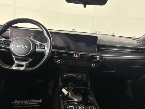 2025 Kia K5