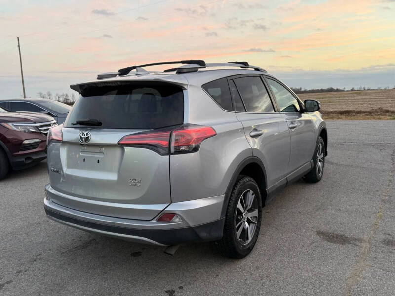 2017 Toyota RAV4 XLE