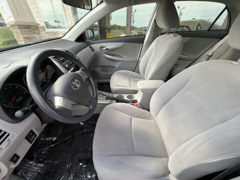2011 Toyota Corolla LE