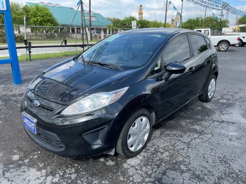 2013 Ford Fiesta for sale at Jesco Auto Sales in San Antonio TX