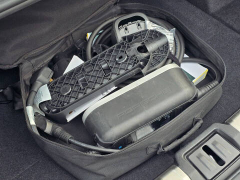 2020 Porsche Taycan Turbo