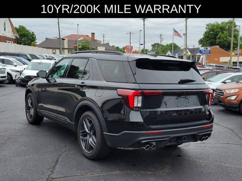 2025 Ford Explorer ST