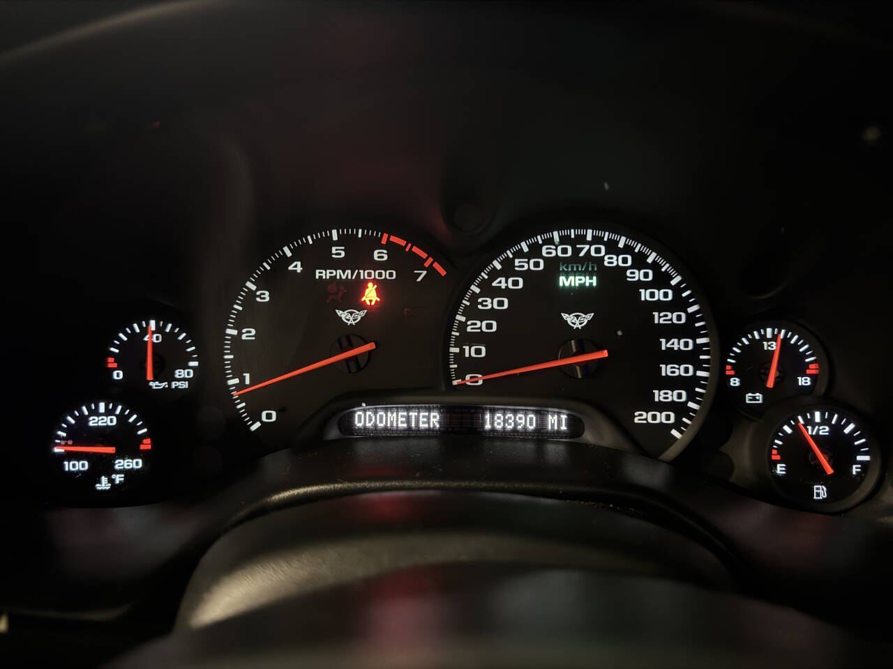 2004 Chevrolet Corvette 2