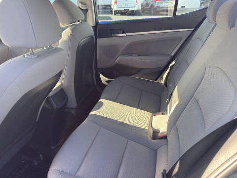 2019 Hyundai Elantra SEL