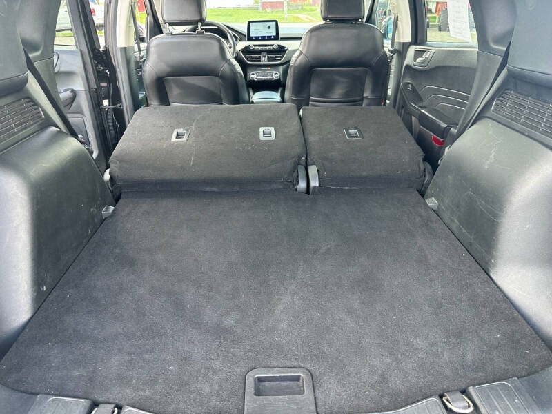 2021 Ford Escape SEL