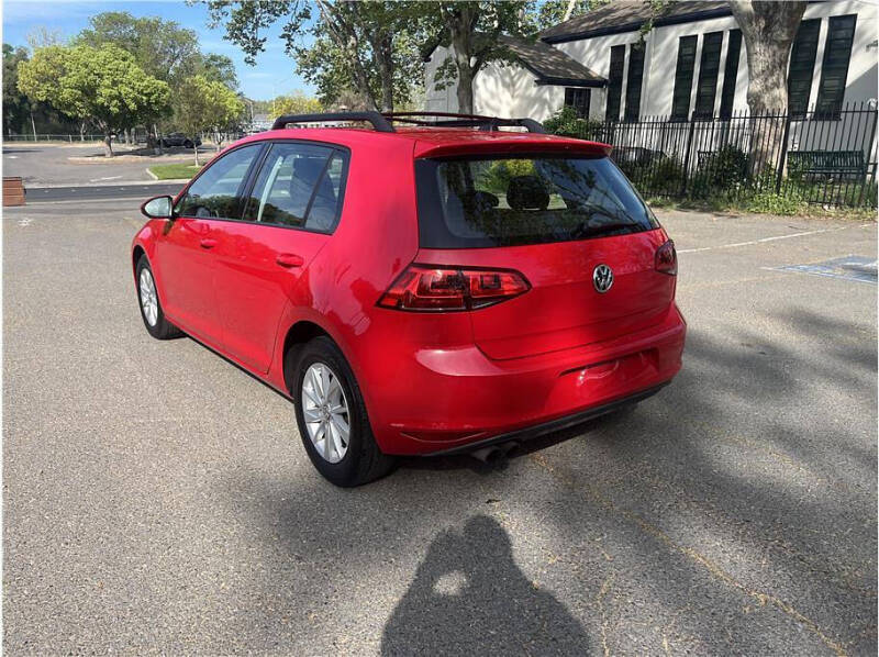 2016 Volkswagen Golf