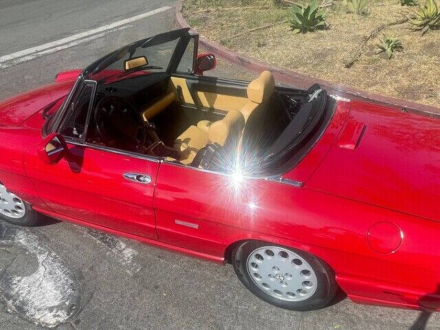 1991 Alfa Romeo Spider Veloce