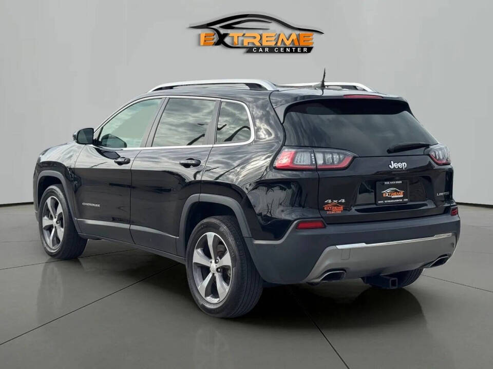 2019 Jeep Cherokee for sale at Extreme Car Center in Detroit, MI