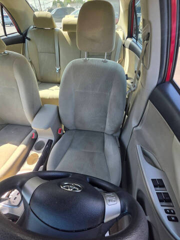 2012 Toyota Corolla LE