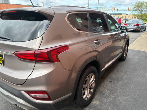 2019 Hyundai Santa Fe SE 2.4L