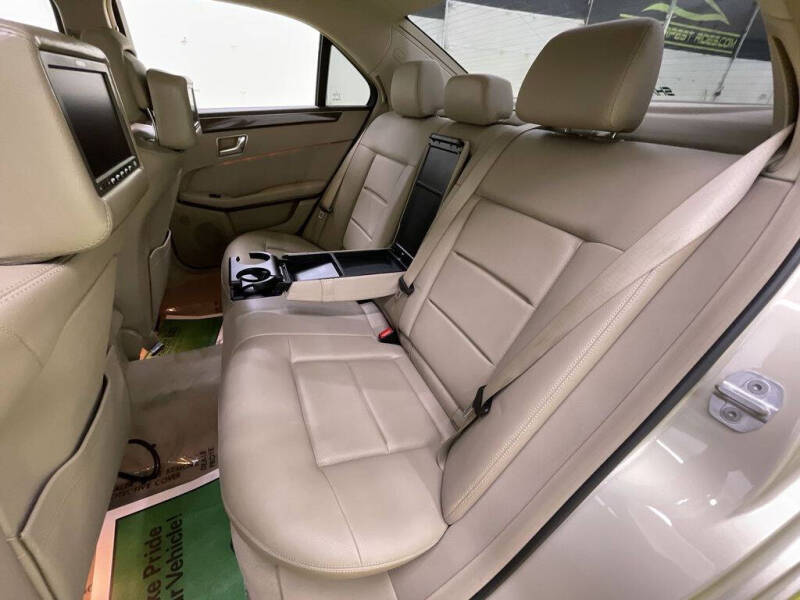 2010 Mercedes-Benz E-Class