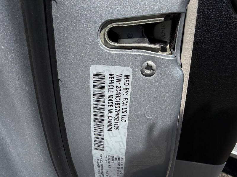 2023 Chrysler Pacifica Touring L