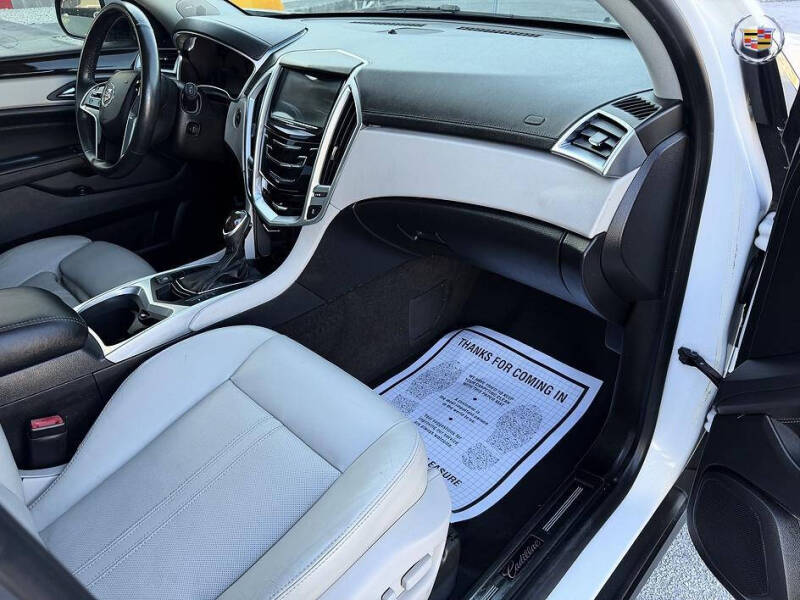 2013 Cadillac SRX Performance Collection