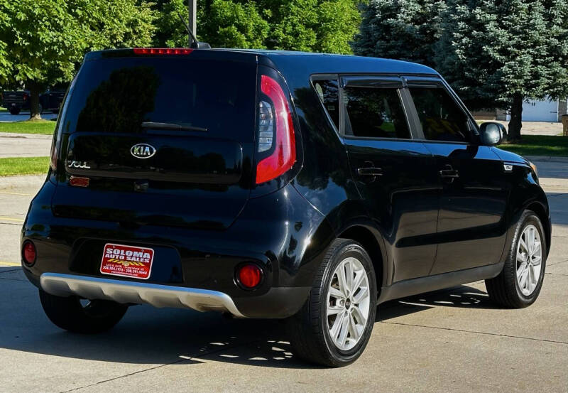2017 Kia Soul +