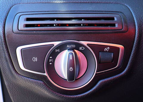 2021 Mercedes-Benz GLC GLC 300