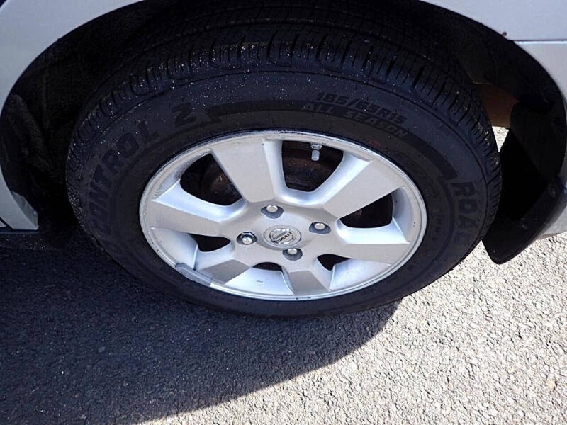 2008 Nissan Versa 1.8 S